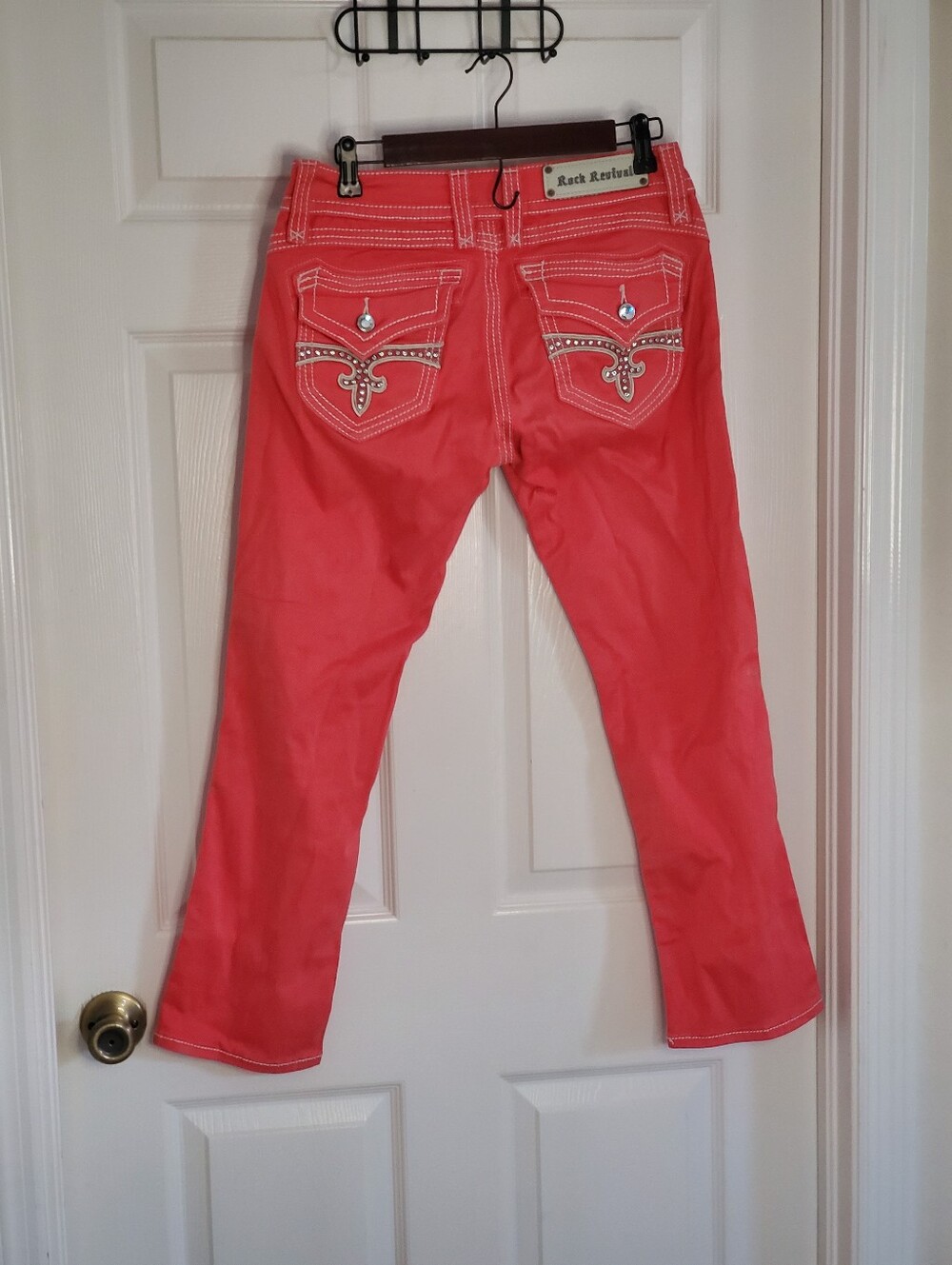 Rock Revival Coral Scarlett Capri Jeans 28